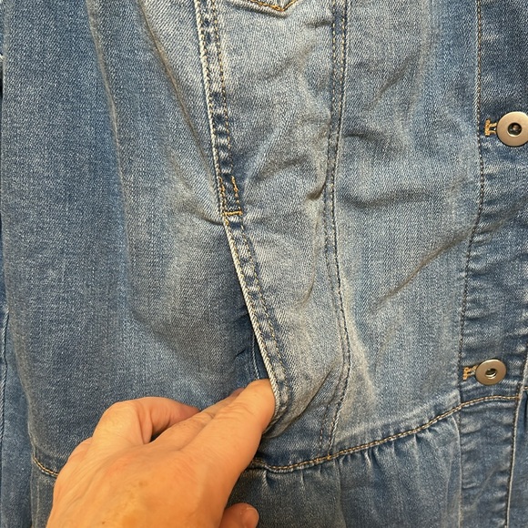 J. Jill light blue denim jacket with raw hem - Picture 9 of 15